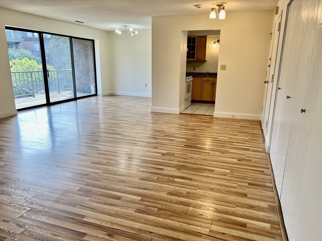 1006 Paradise Road, Unit 2P Swampscott, MA 01907 - Photo 12 of 35 Gallery Image 12