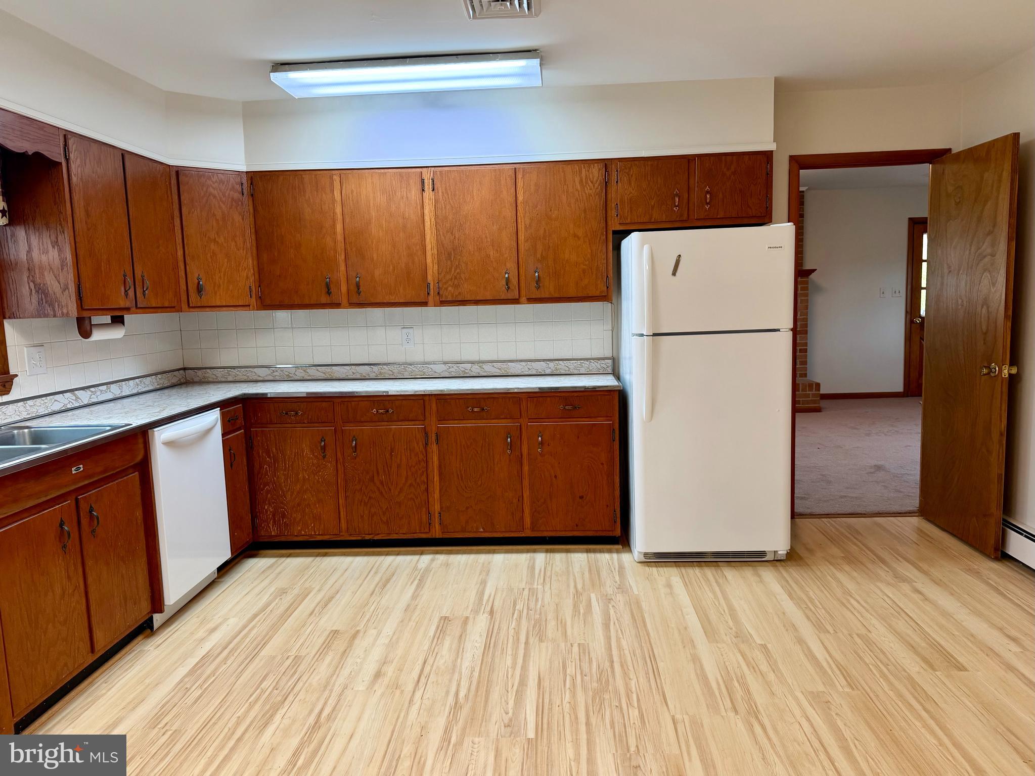 12492 Blades Road Cordova, MD 21625 - Photo 4 of 33