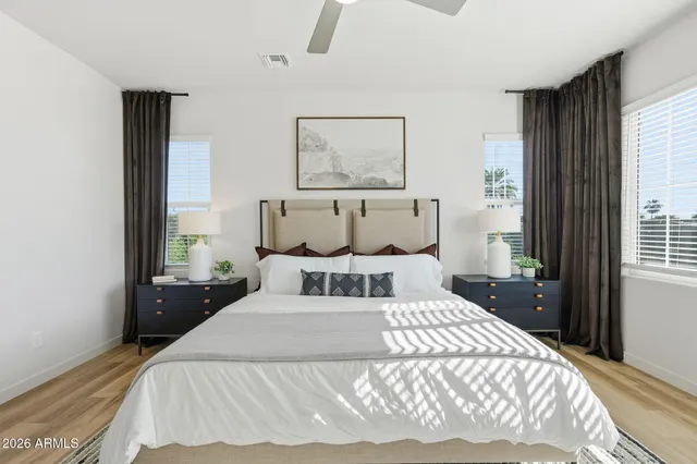 $699,950 | 1522 West Sierra Vista Drive, Phoenix, AZ 85015