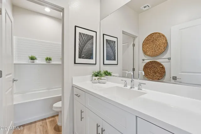 $699,950 | 1522 West Sierra Vista Drive, Phoenix, AZ 85015