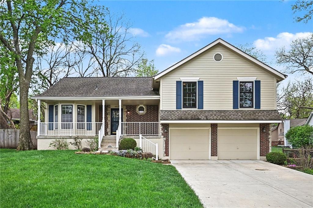 1607 Southeast Boone Trail Lee's Summit, MO 64063 - Photo 1 of 1