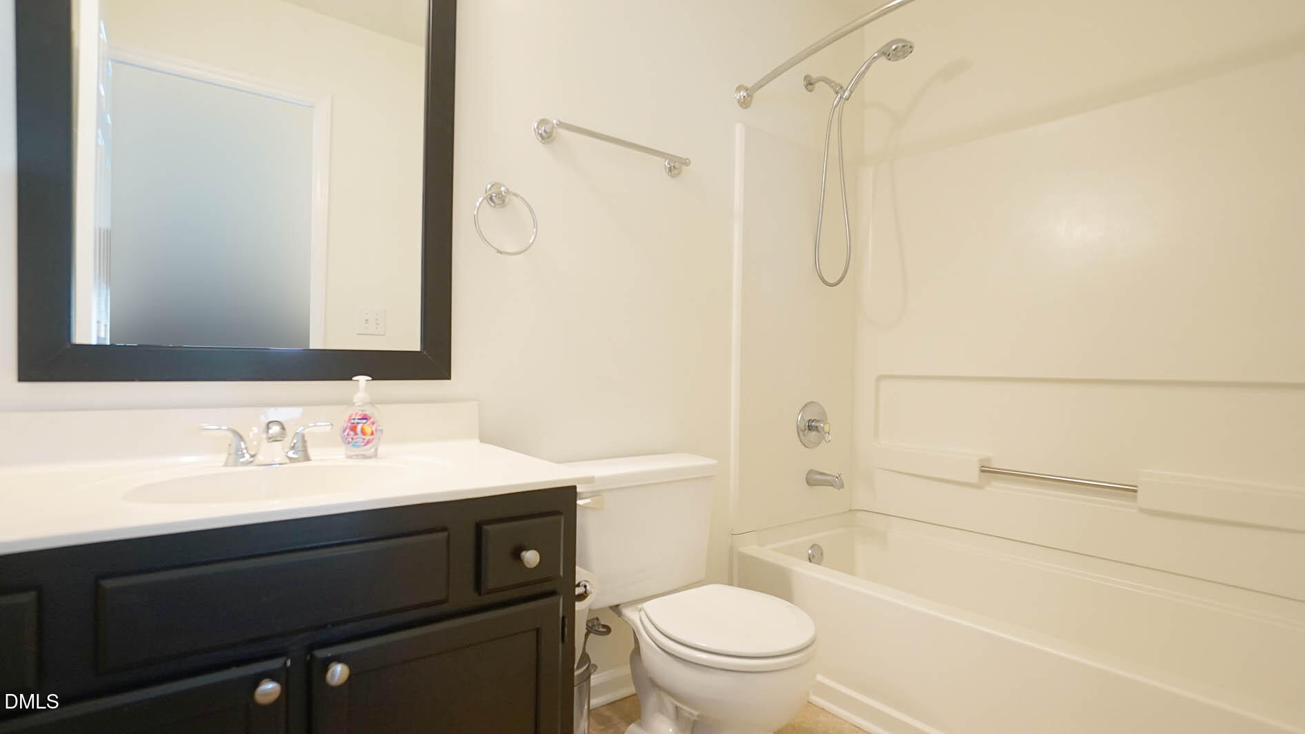 11317 North Radner Way Raleigh, NC 27613 - Photo 40 of 54 Guest Bath