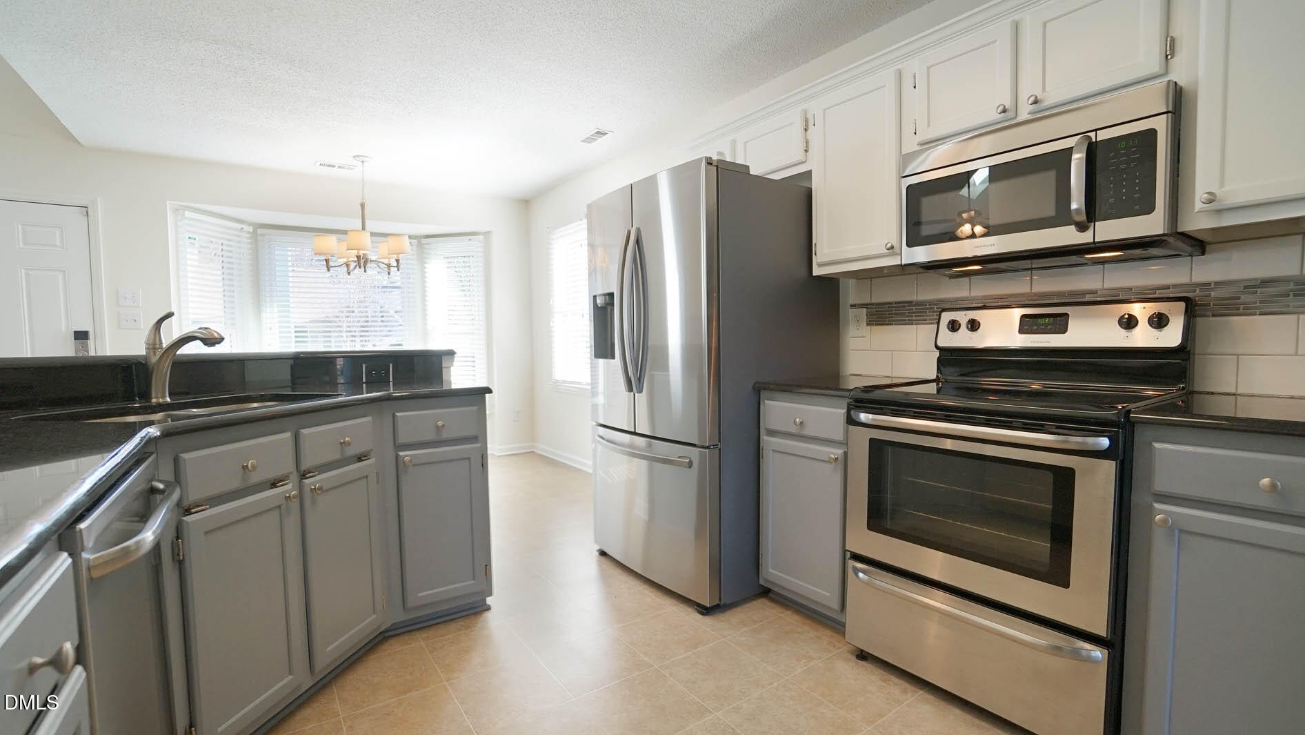 11317 North Radner Way Raleigh, NC 27613 - Photo 8 of 54 Kitchen
