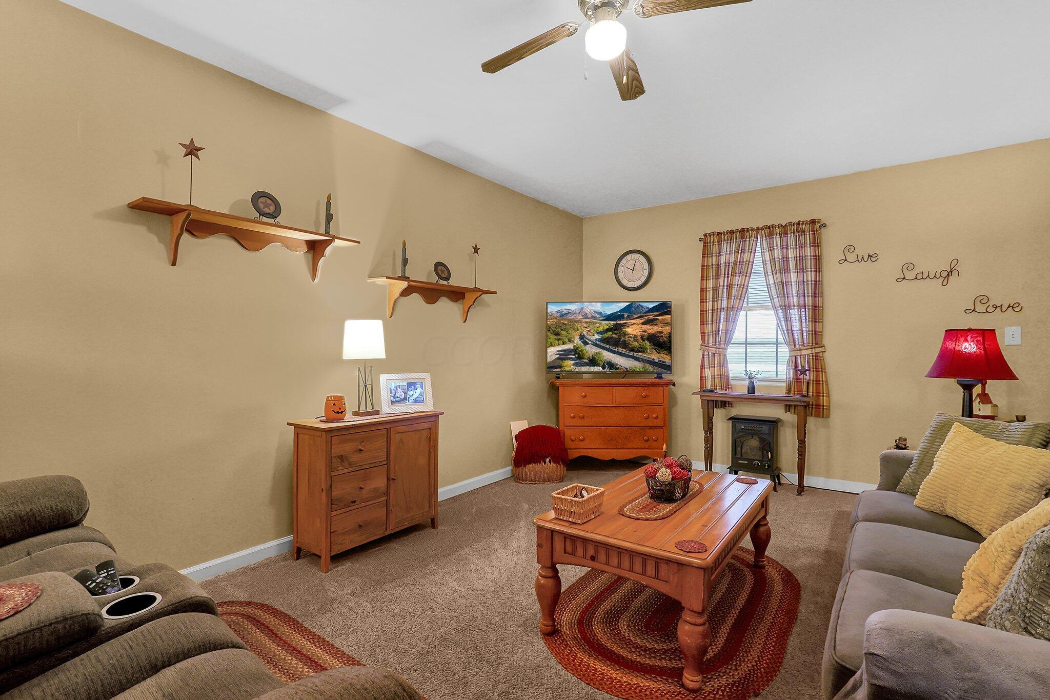 5073 Lockbourne Road Columbus, OH 43207 - Photo 13 of 26 7-web-or-mls-5073-lockbourne-rd
