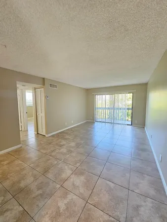 $1,675 | 1750 North Congress Avenue, Unit 405, West Palm Beach, FL 33401