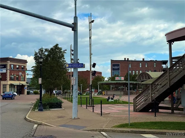 $48,500 | 712 Perry Street, Buffalo, NY 14210