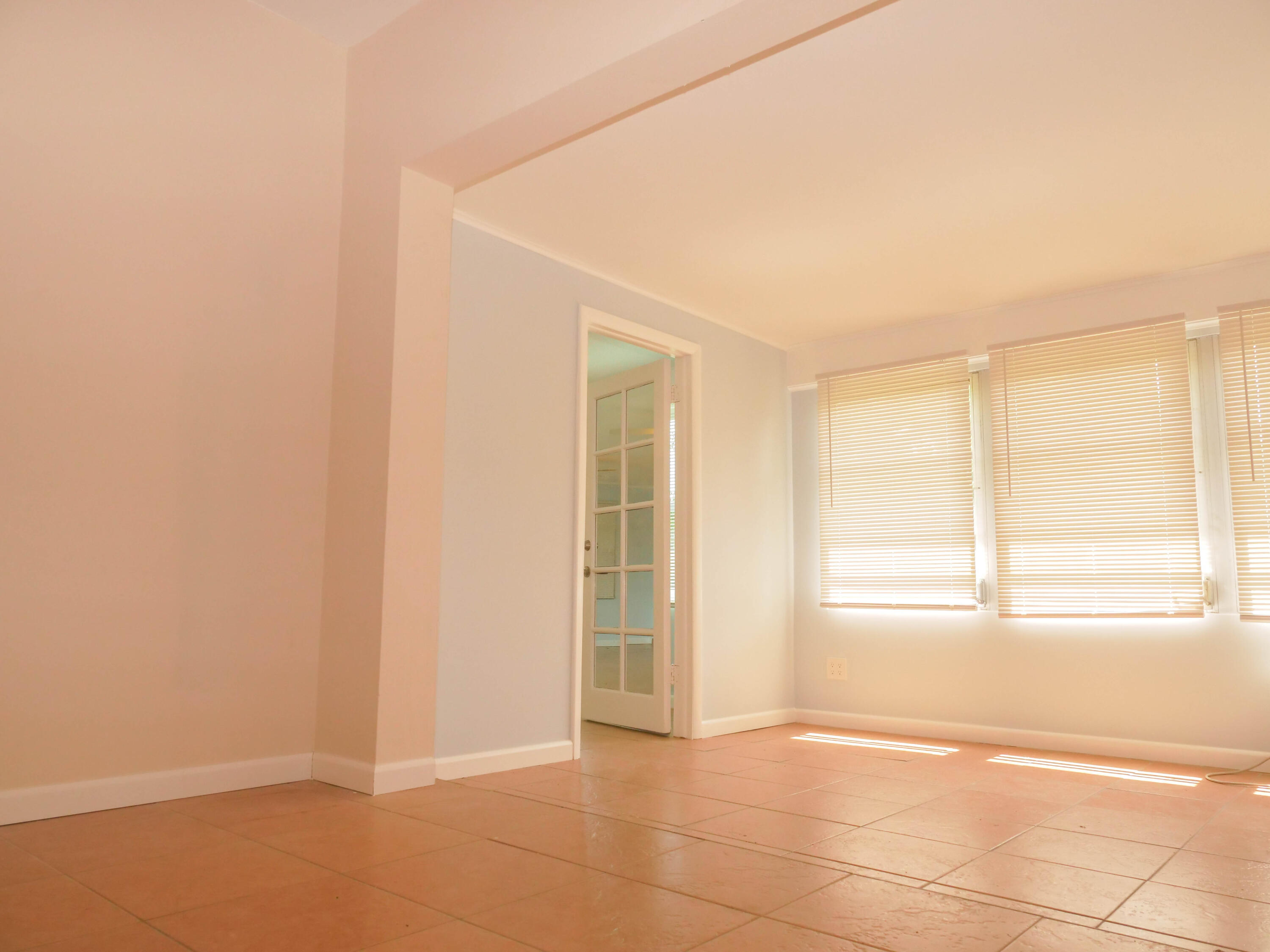 7199 Northeast 7th Avenue Boca Raton, FL 33487 - Photo 16 of 22 P1011464