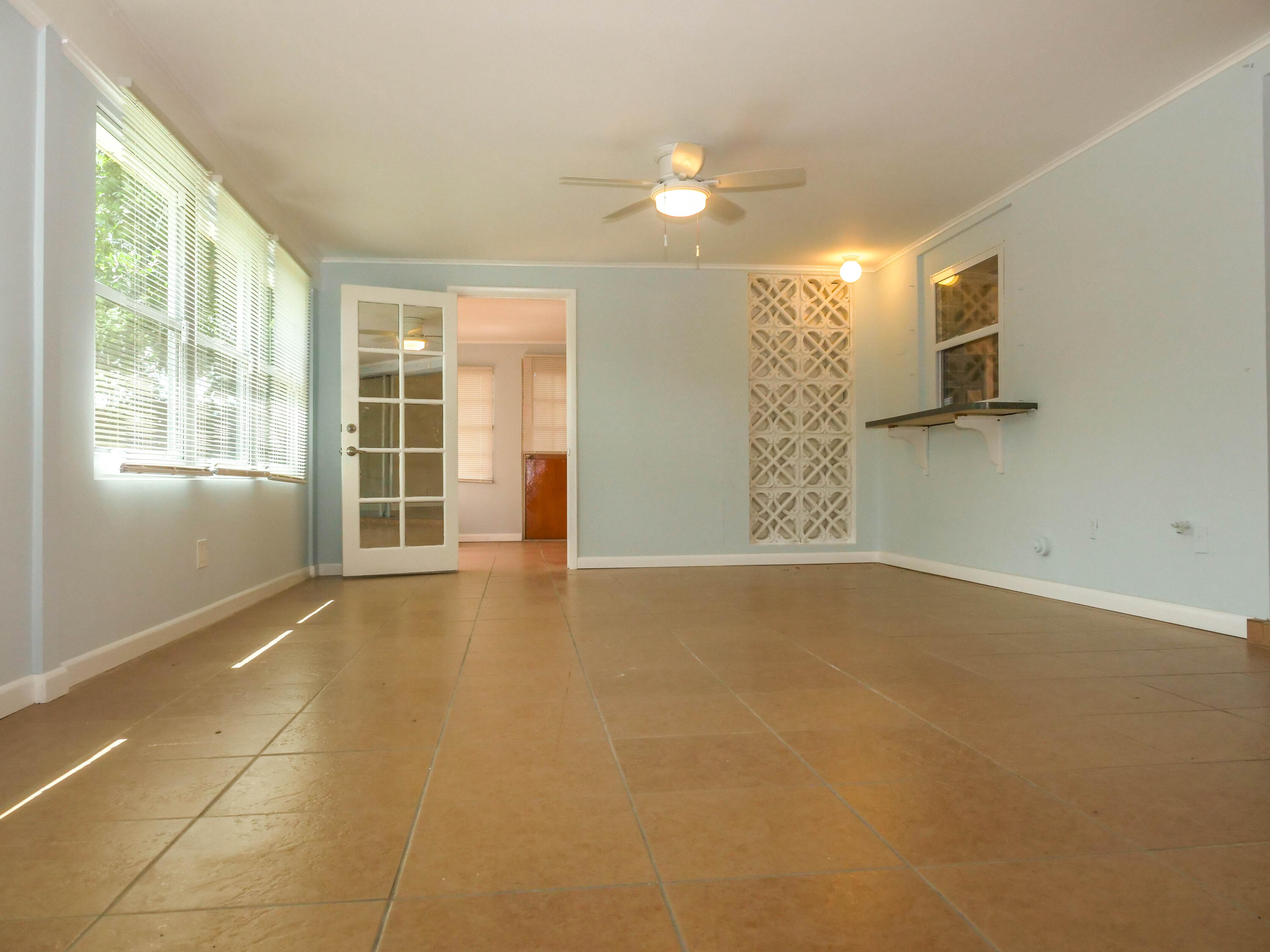 7199 Northeast 7th Avenue Boca Raton, FL 33487 - Photo 18 of 22 P1011515
