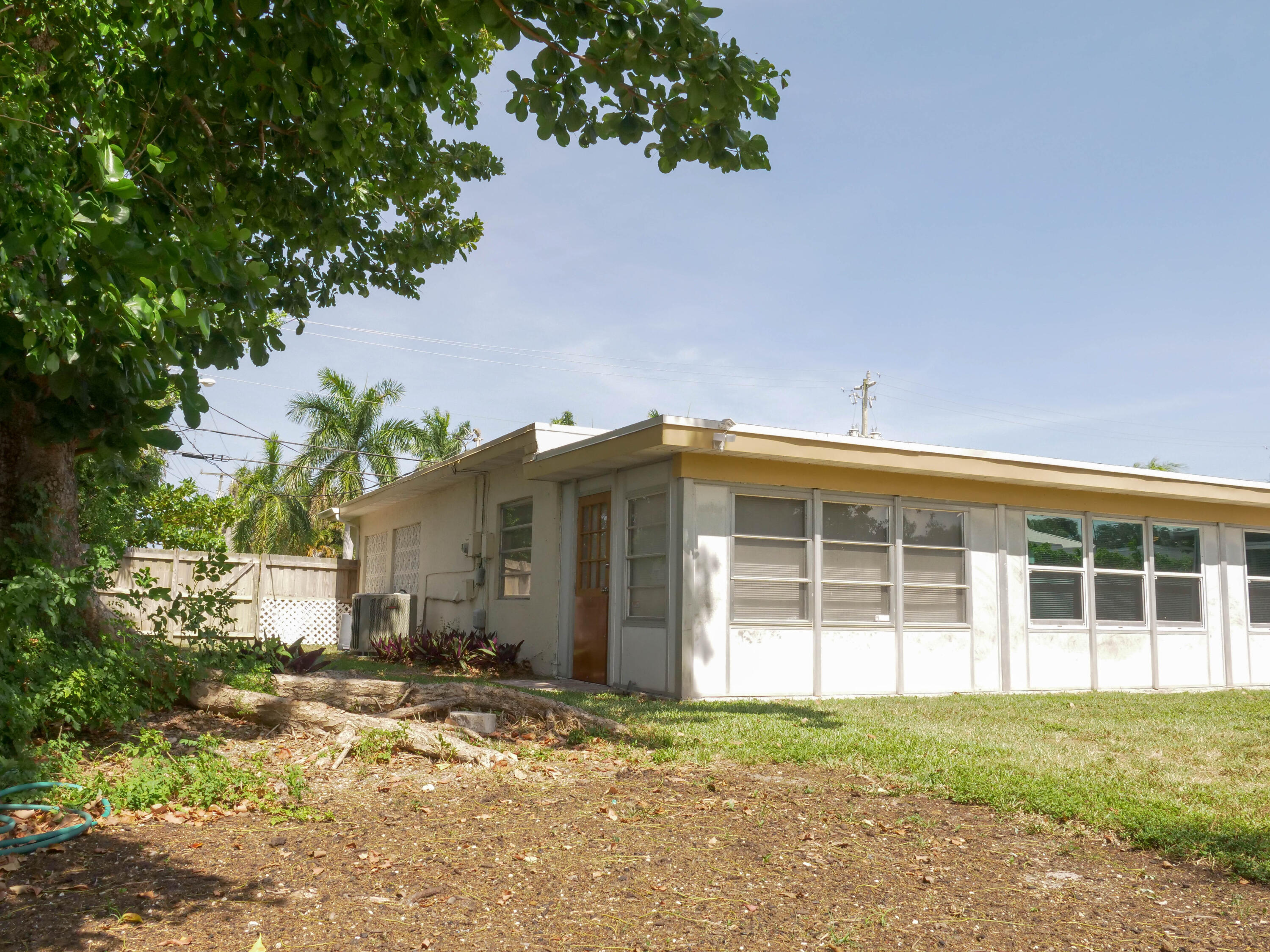 7199 Northeast 7th Avenue Boca Raton, FL 33487 - Photo 22 of 22 P1011555