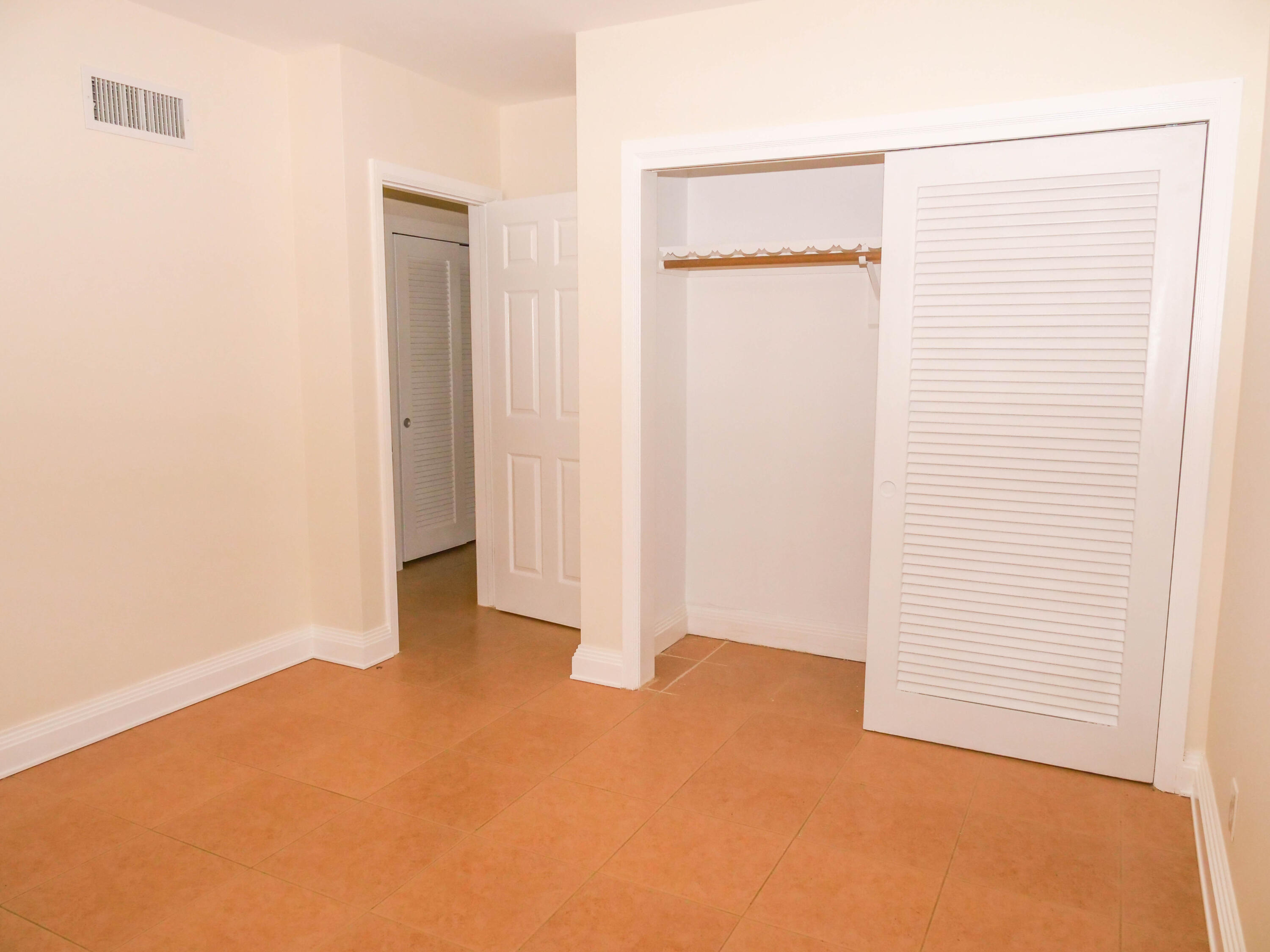 7199 Northeast 7th Avenue Boca Raton, FL 33487 - Photo 8 of 22 P1011368