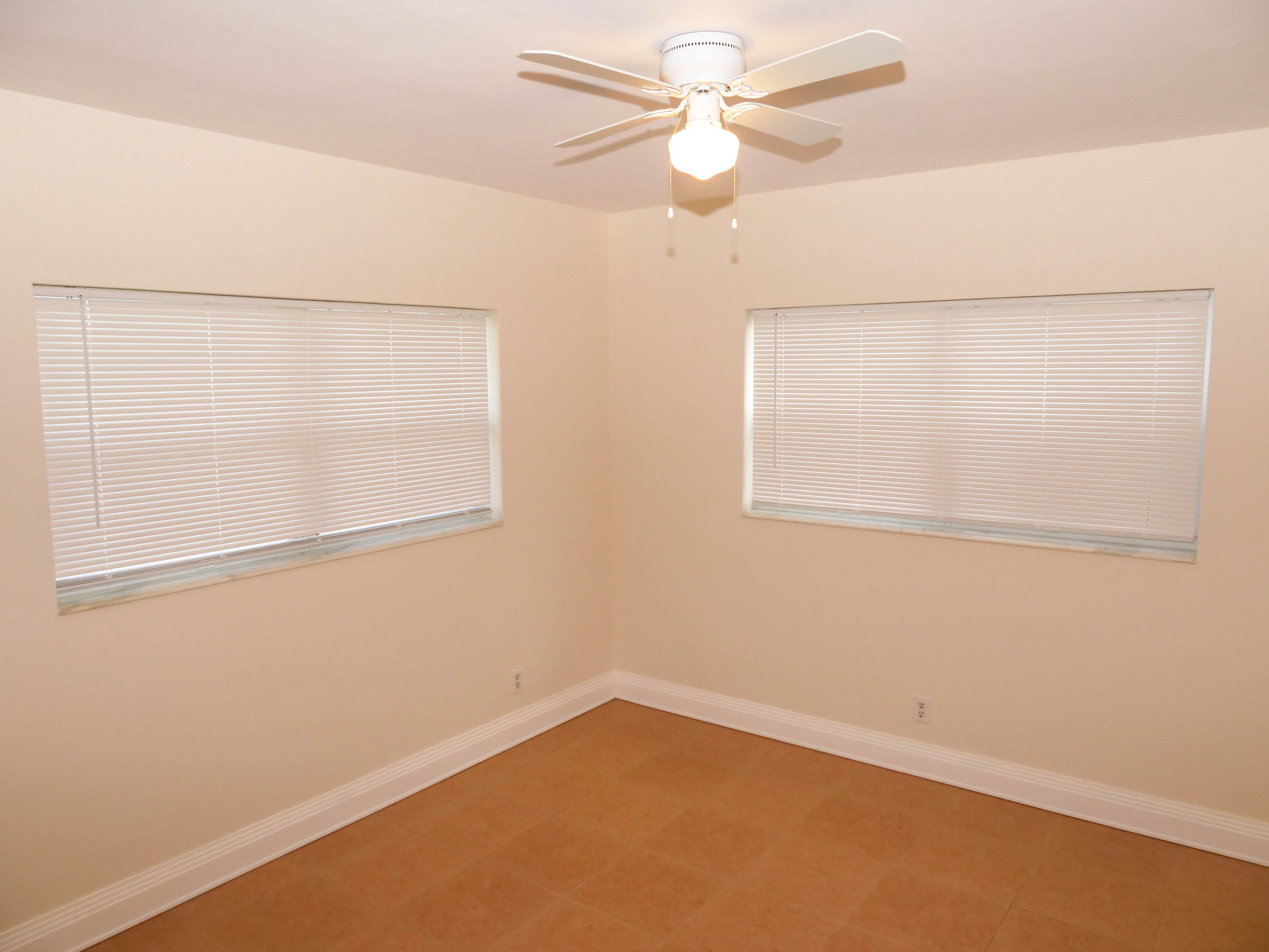 7199 Northeast 7th Avenue Boca Raton, FL 33487 - Photo 10 of 22 P1011380