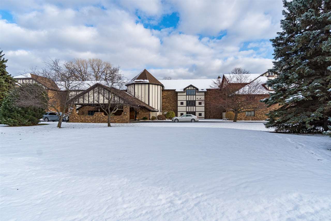 2193 Sunrise Drive, Unit 6B Appleton, WI 54914 - Photo 1 of 1