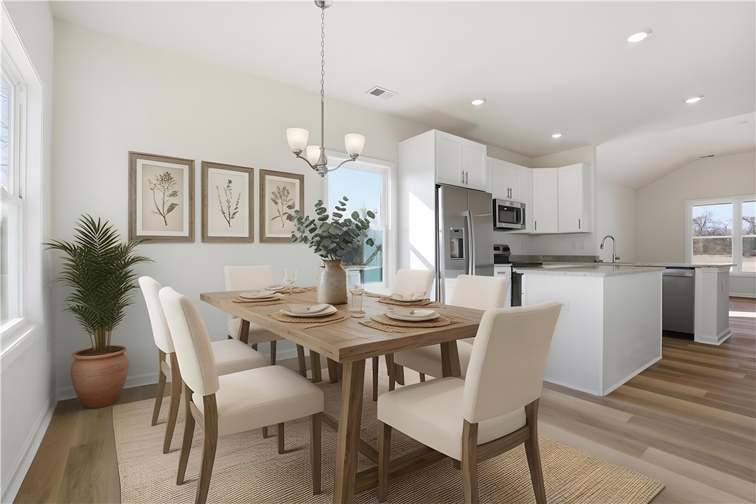 609 South Cherry Street Seneca, SC 29678 - Photo 13 of 24 Dining Room - Virtually Staged