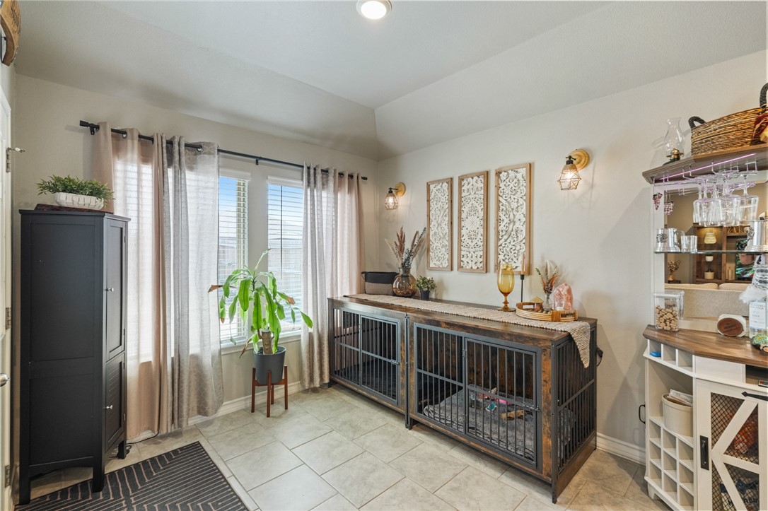 103 Donegal Street Sinton, TX 78387 - Photo 10 of 28