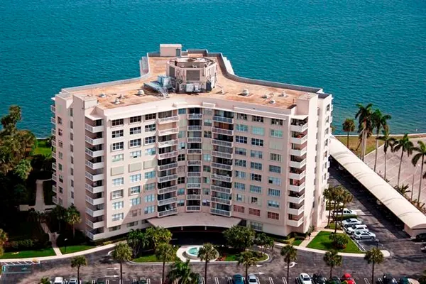 $1,950 | 2600 North Flagler Drive, Unit 705, West Palm Beach, FL 33407