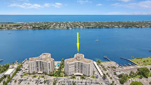 $1,950 | 2600 North Flagler Drive, Unit 705, West Palm Beach, FL 33407