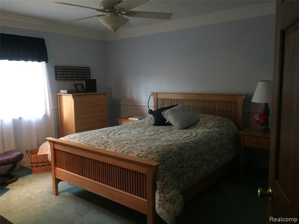 12155 Rohn Road Fenton, MI 48430 - Photo 21 of 24 21.jpg
