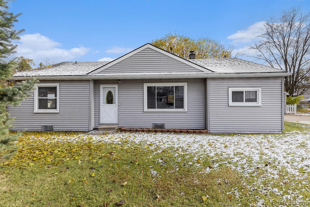2657 Frankson Avenue Rochester, MI 48307 - Photo 3 of 27