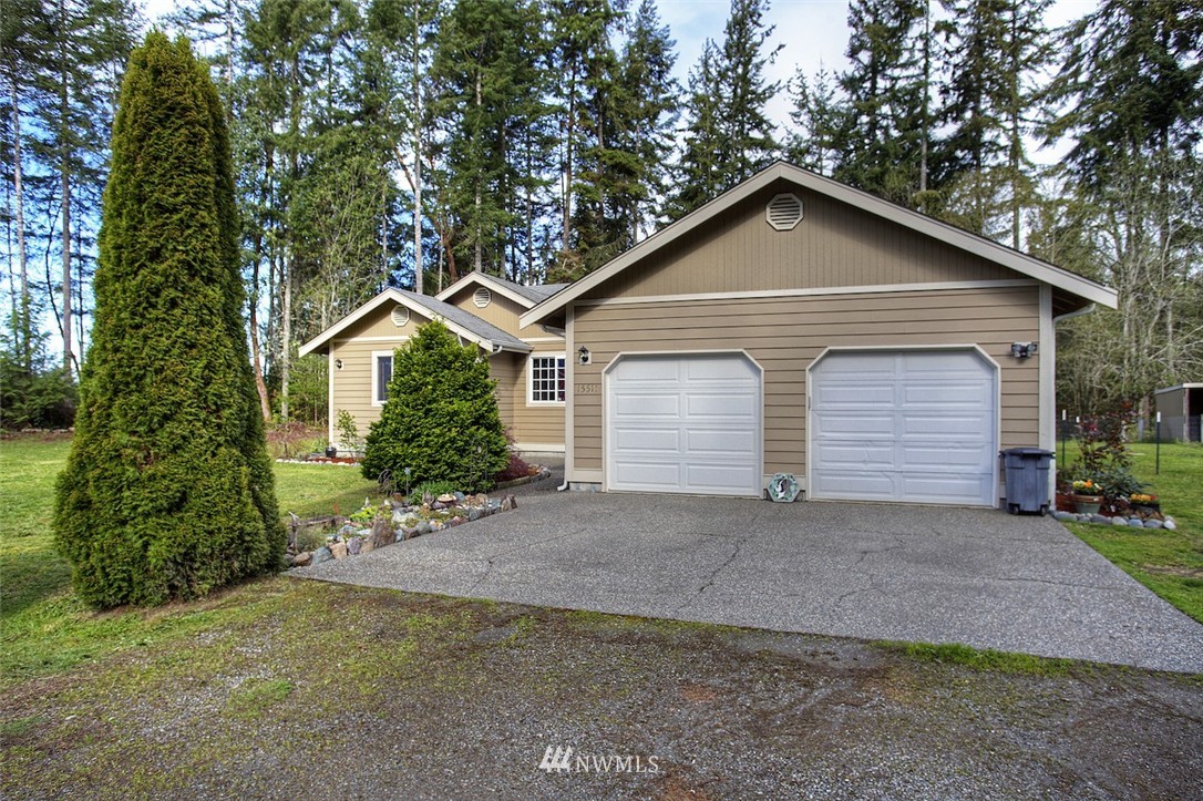 15511 Bandix Road Southeast Olalla, WA 98359 - Photo 2 of 25 Gallery Image 2