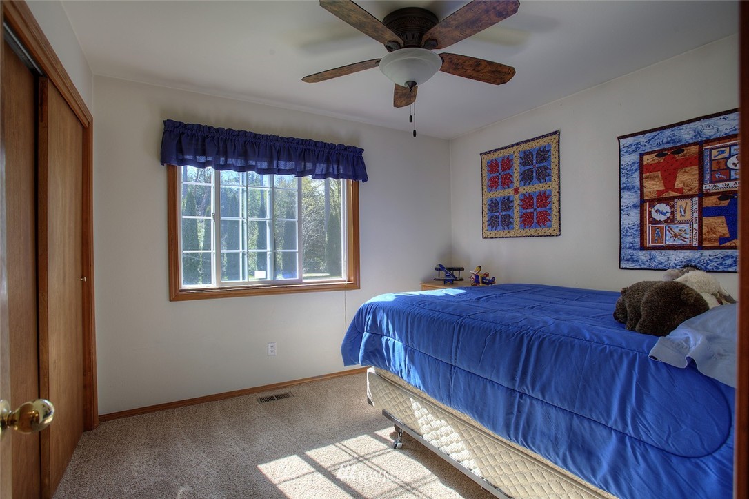 15511 Bandix Road Southeast Olalla, WA 98359 - Photo 22 of 25 Gallery Image 22