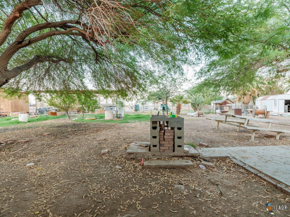 1703 McDonald Road El Centro, CA 92243 - Photo 9 of 14 Gallery Image 9