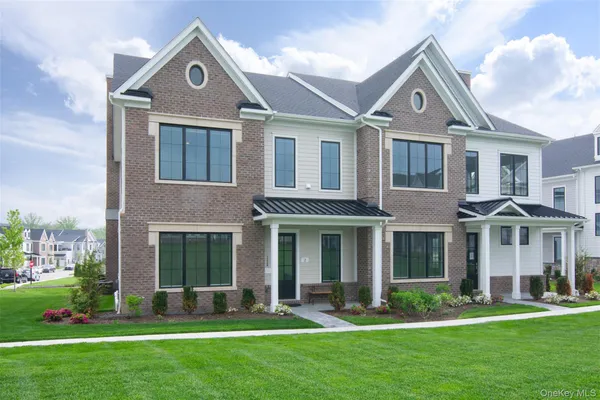 $1,899,000 | 2 Dewitt Drive, Chappaqua, NY 10514