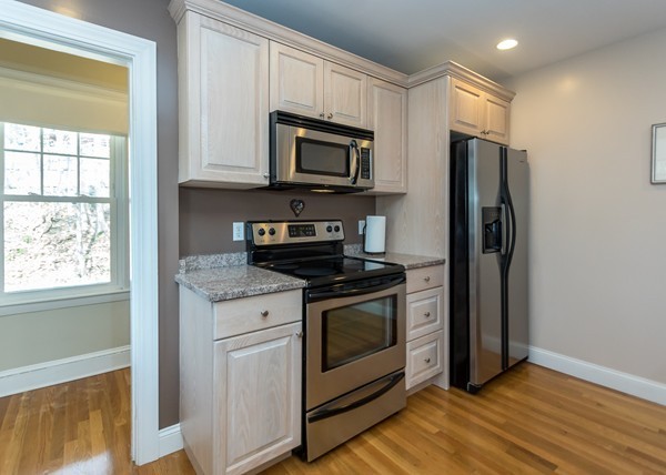 39 Nathan Road, Unit 2 Waltham, MA 02453 - Photo 9 of 29 Gallery Image 9