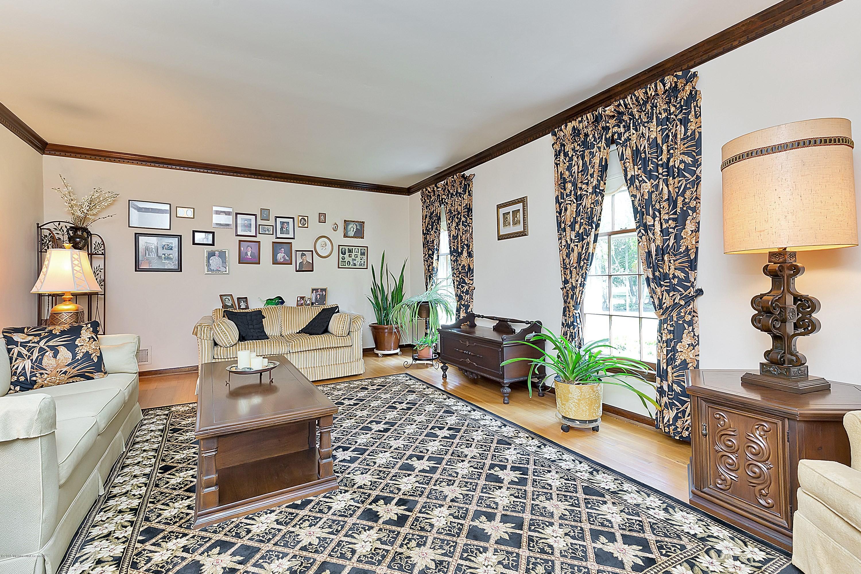 421 Marl Road Colts Neck, NJ 07722 - Photo 6 of 47 008-173733-IMG_2190_3378161