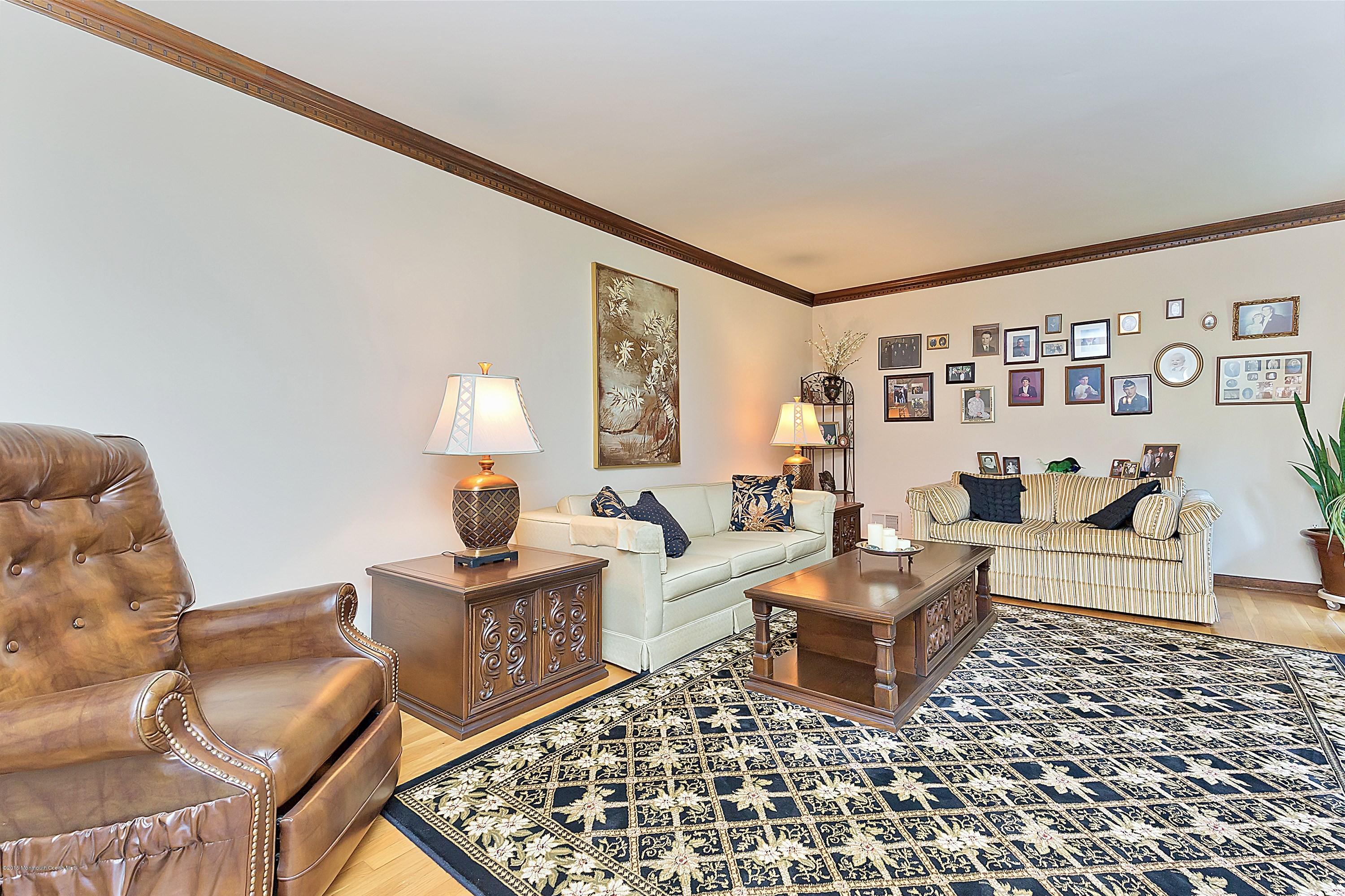421 Marl Road Colts Neck, NJ 07722 - Photo 7 of 47 009-173733-IMG_2189_3378160