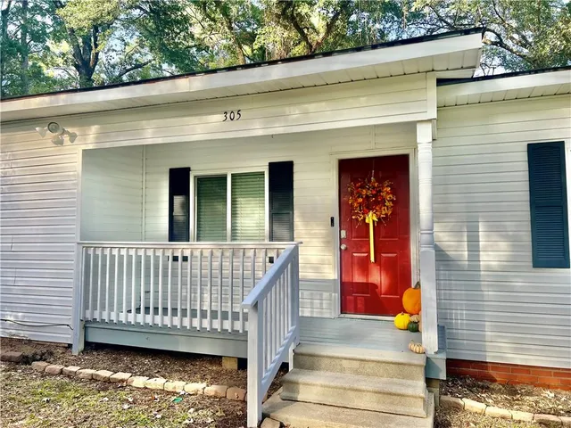 $138,500 | 305 Moriarity Street, Pineville, LA 71360