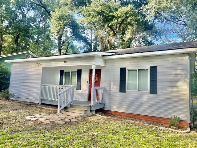 $138,500 | 305 Moriarity Street, Pineville, LA 71360