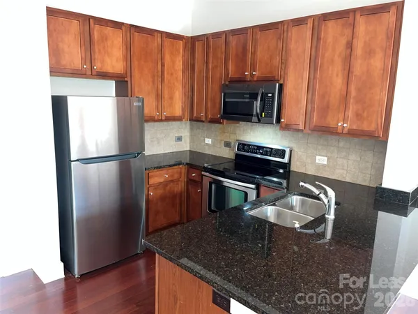 $1,475 | 3269 Noda Boulevard, Charlotte, NC 28205