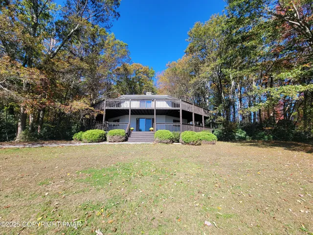 $425,000 | 1670 Erie Court, Effort, PA 18330