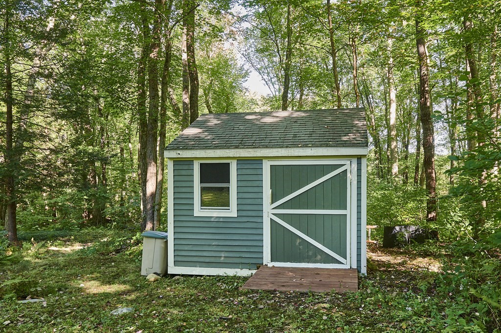 577 Burts Pit Road Northampton, MA 01062 - Photo 33 of 36