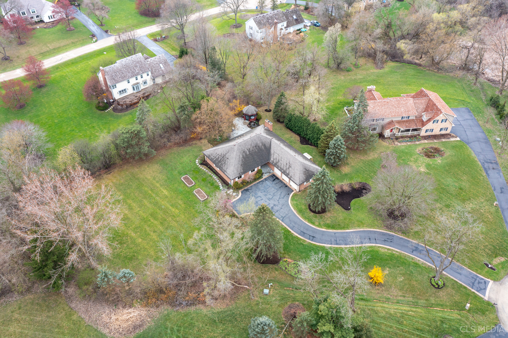 22547 North Ruth Court Kildeer, IL 60047 - Photo 38 of 39 Gallery Image 38