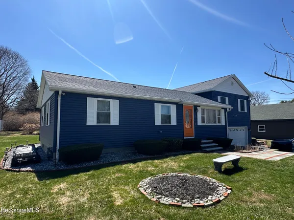 $3,900 | 15 Martin Avenue, Lee, MA 01238