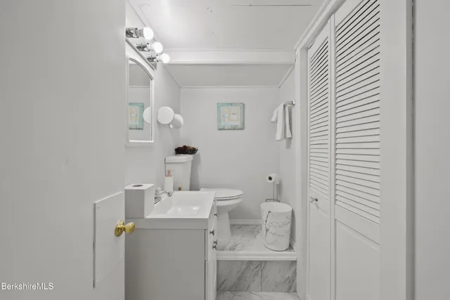 $4,500 | 15 Martin Avenue, Lee, MA 01238