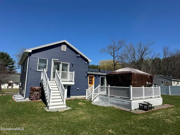 $3,900 | 15 Martin Avenue, Lee, MA 01238