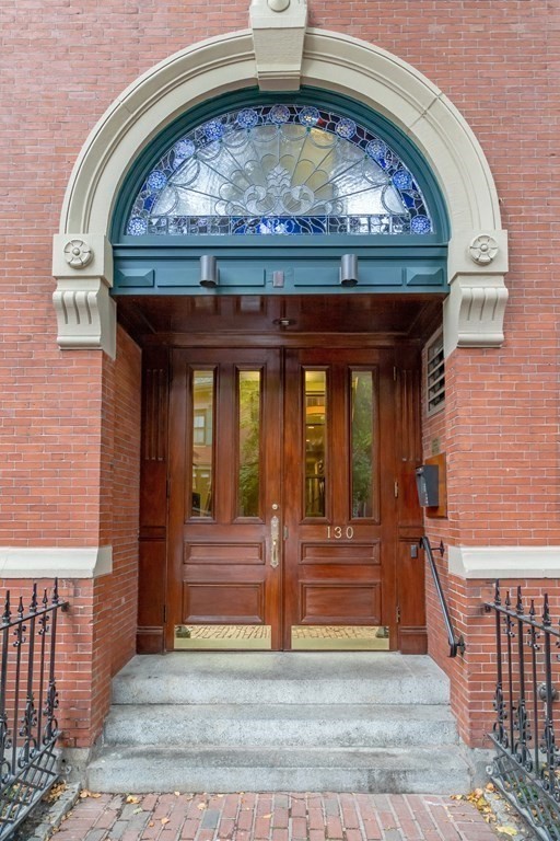 130 Appleton Street, Unit 2C Boston, MA 02116 - Photo 12 of 25