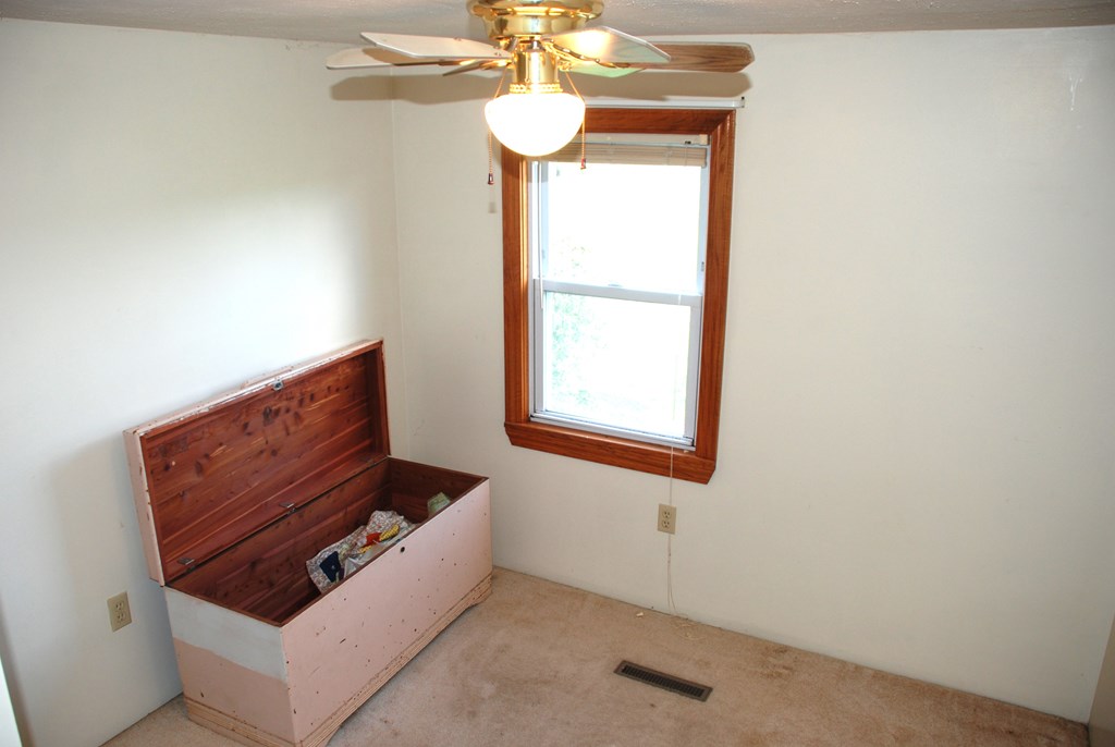 4659 South Mechanicsville Road Clarion, PA 16214 - Photo 25 of 35 a room with a cabinet and a window