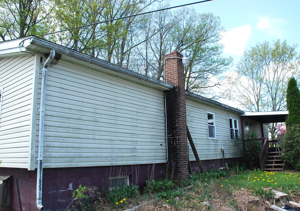 4659 South Mechanicsville Road Clarion, PA 16214 - Photo 6 of 35 a backyard of a house with lots of green space