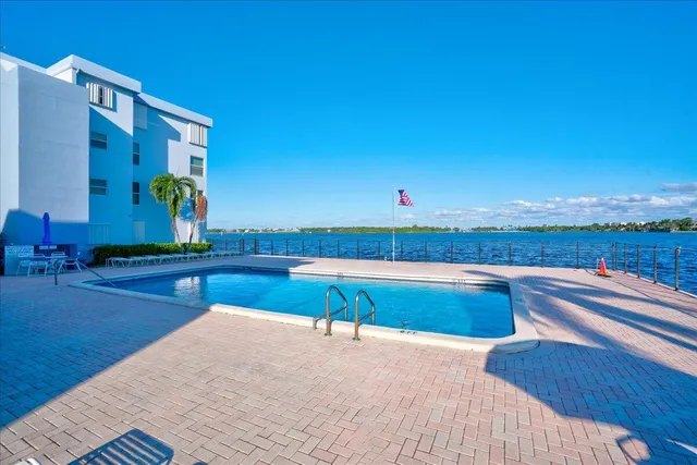 a view of a building with yard