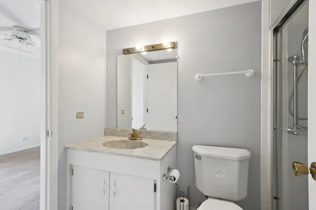 $179,000 | 920 Vose Drive, Unit 106, Gurnee, IL 60031