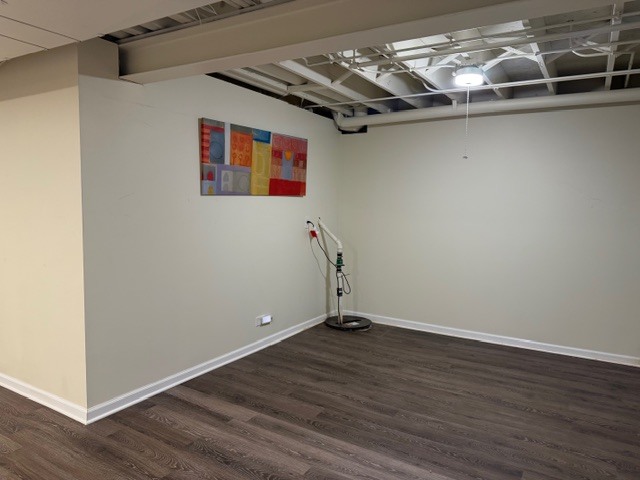 103 Fawn Lane Elgin, IL 60120 - Photo 26 of 31 a view of a room with wooden floor