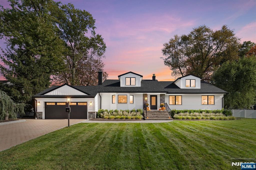 14 Congress Road Emerson, NJ 07630 - Photo 1 of 22