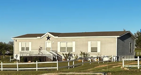$197,999 | 204 North Marion Street, Richland Springs, TX 76871