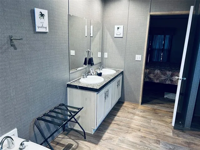 $199,999 | 204 North Marion Street, Richland Springs, TX 76871