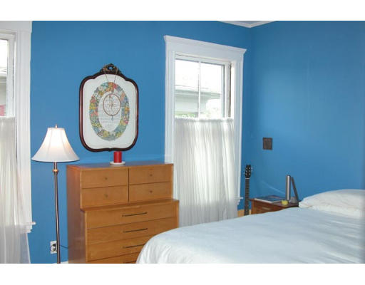 255 Walnut Street, Unit 3 Brookline, MA 02445 - Photo 8 of 10 Gallery Image 8