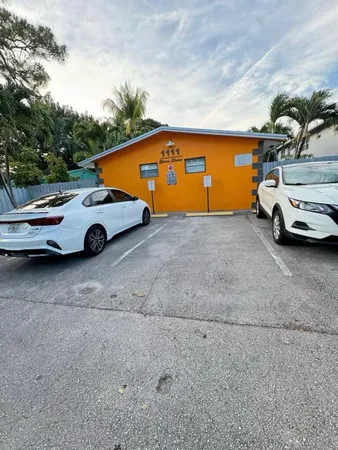 a view of parking area