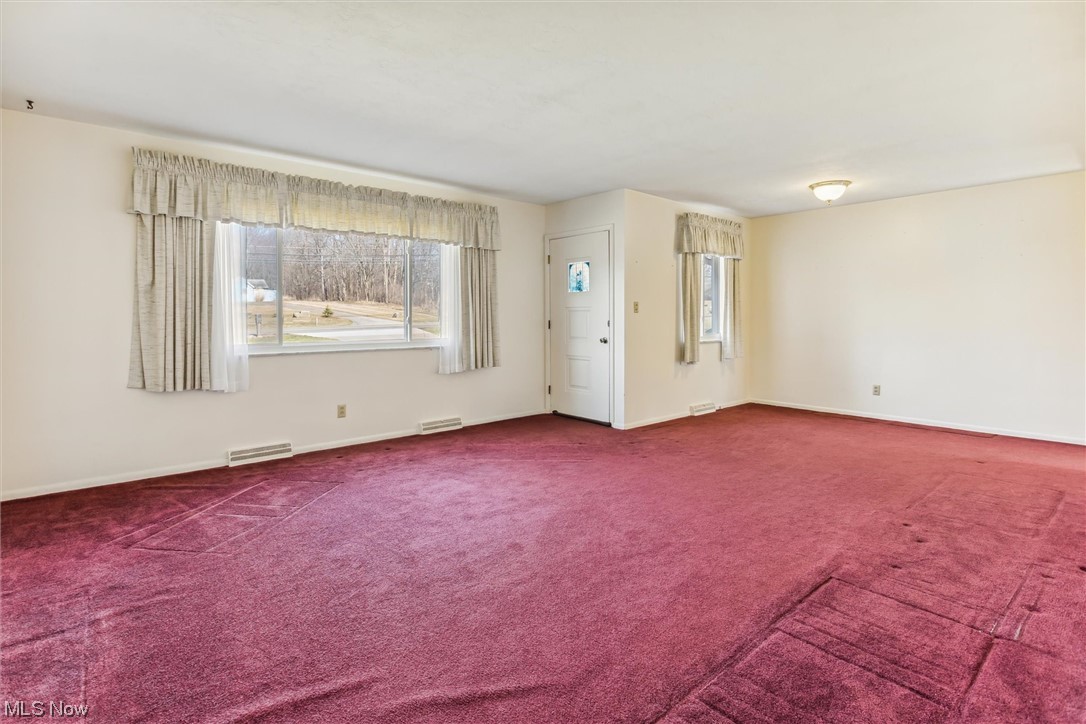 16319 Whitney Road Strongsville, OH 44136 - Photo 15 of 35 Gallery Image 15